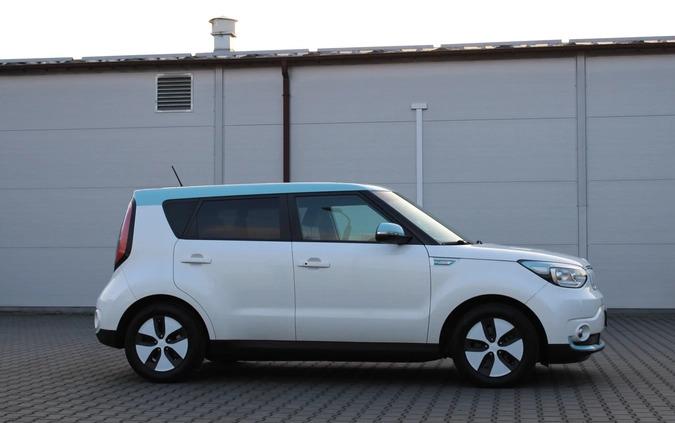 Kia Soul cena 38900 przebieg: 74659, rok produkcji 2016 z Sośnicowice małe 781